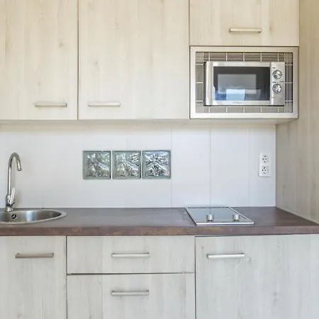 Palmeras Sunny One Bedroom *
